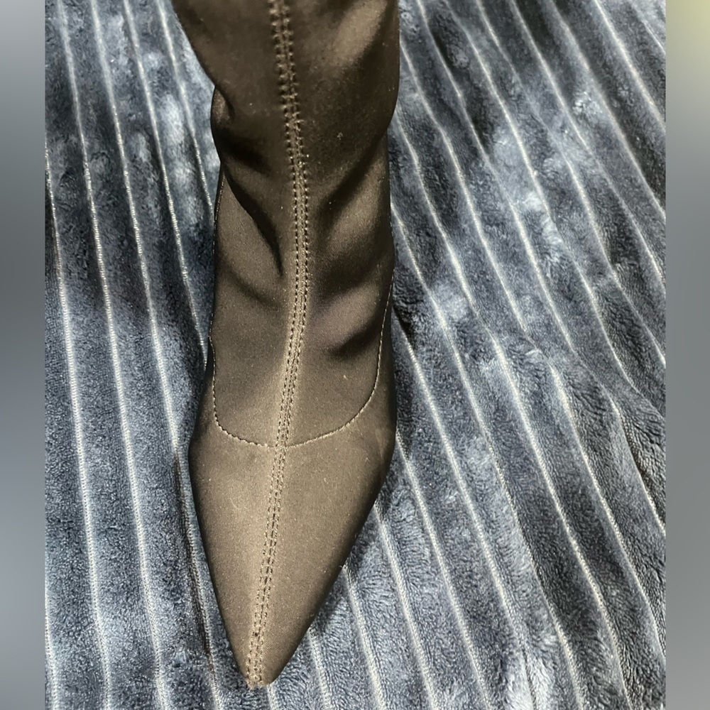 Charles by Charles David OTK Pointed Toe Cloth Material Boot Black Size 6.5 - Picture 3 of 11